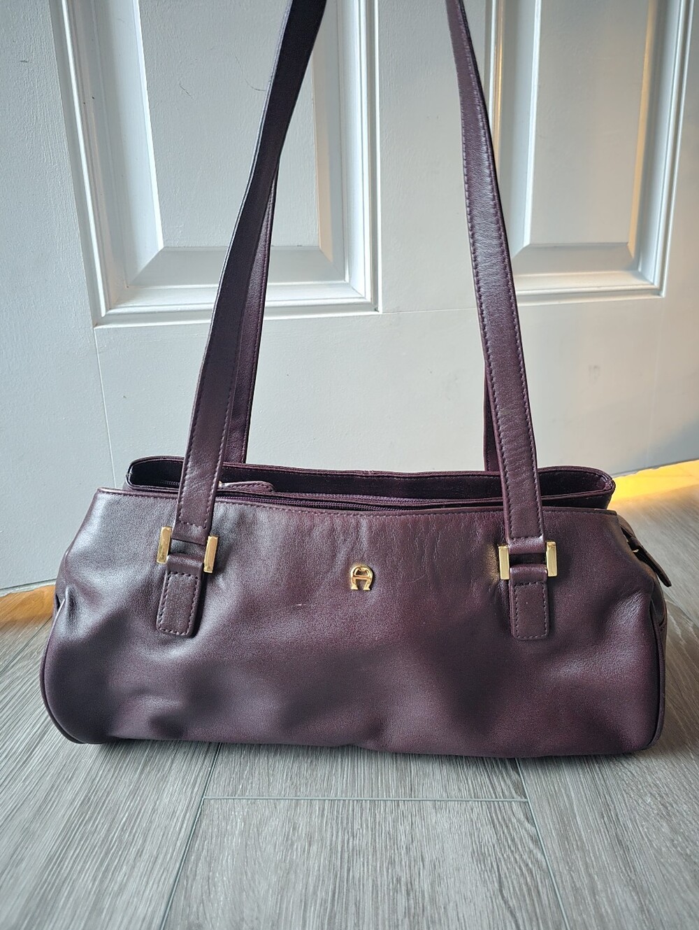 Etienne Aigner Oxblood Burgundy Leather Shoulder Bag 3 Compartment Gold Logo Y2K